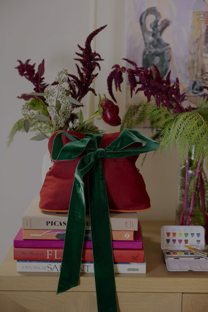 10 Thoughtful Gifts for the Gifting Maven in You