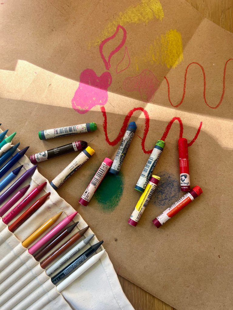 Colored Pencils vs Oil Pastels: All You need to know